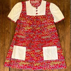 Girls Vintage 70’s Floral short sleeve Home made  Red Dress size medium